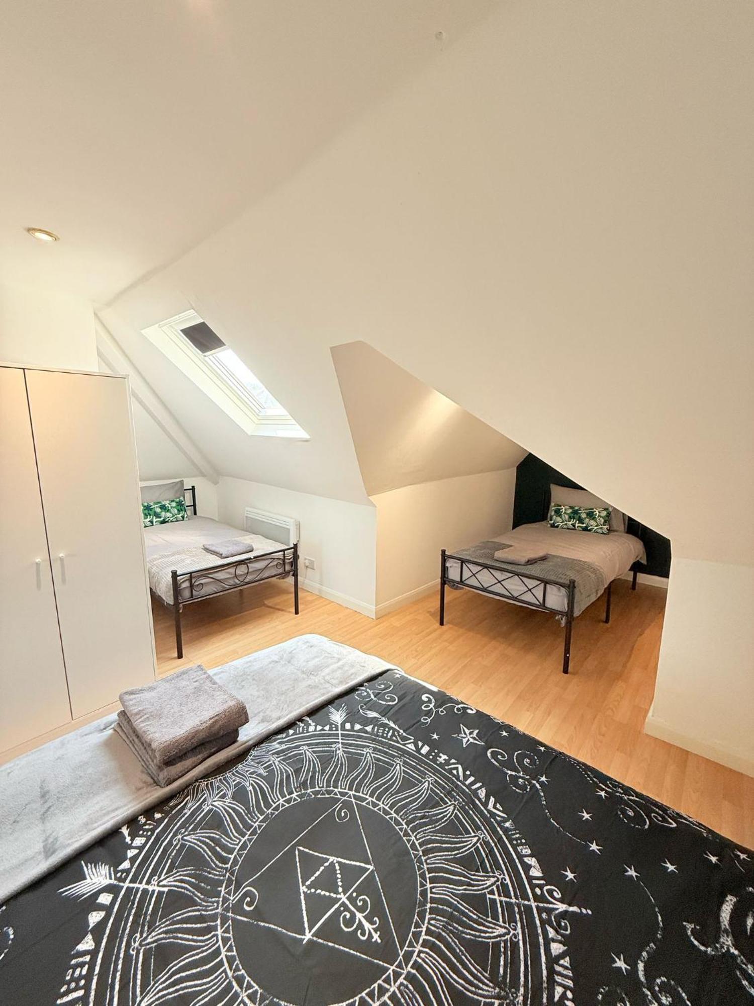 Wembley Rooms Лондон Экстерьер фото