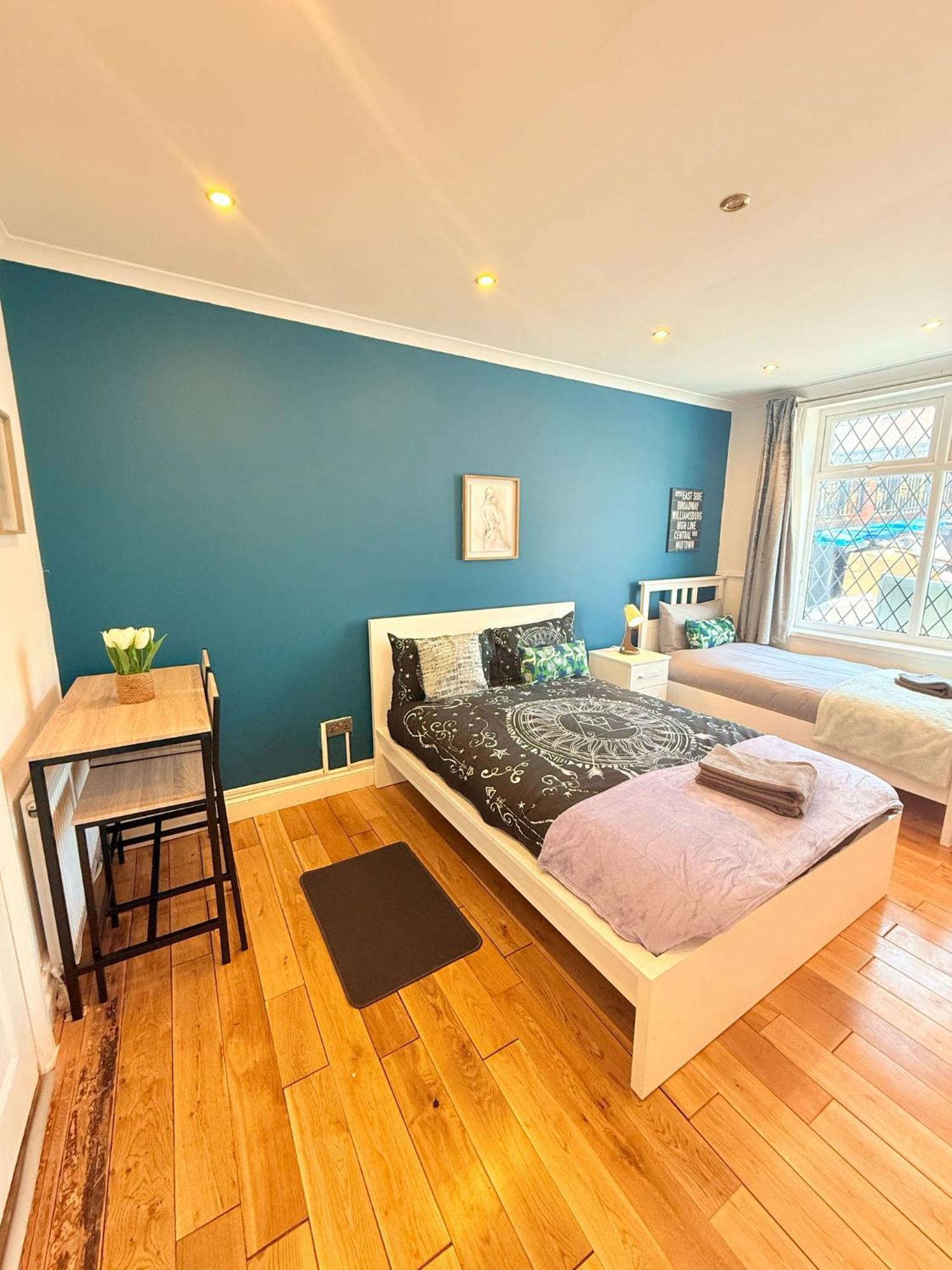 Wembley Rooms Лондон Экстерьер фото